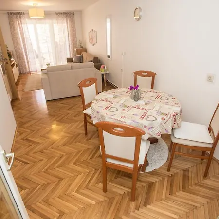 Rosse Apartmán *
